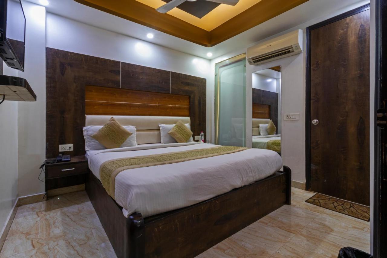 Hotel The Amour Dx Near Igi Airport Delhi New Delhi Buitenkant foto