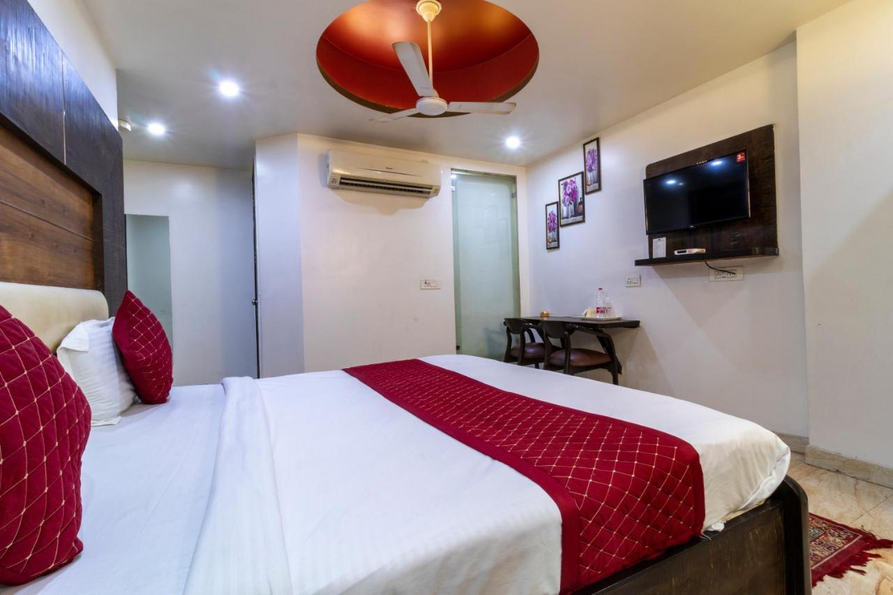 Hotel The Amour Dx Near Igi Airport Delhi New Delhi Buitenkant foto