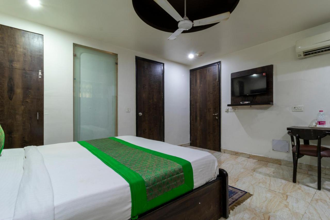 Hotel The Amour Dx Near Igi Airport Delhi New Delhi Buitenkant foto