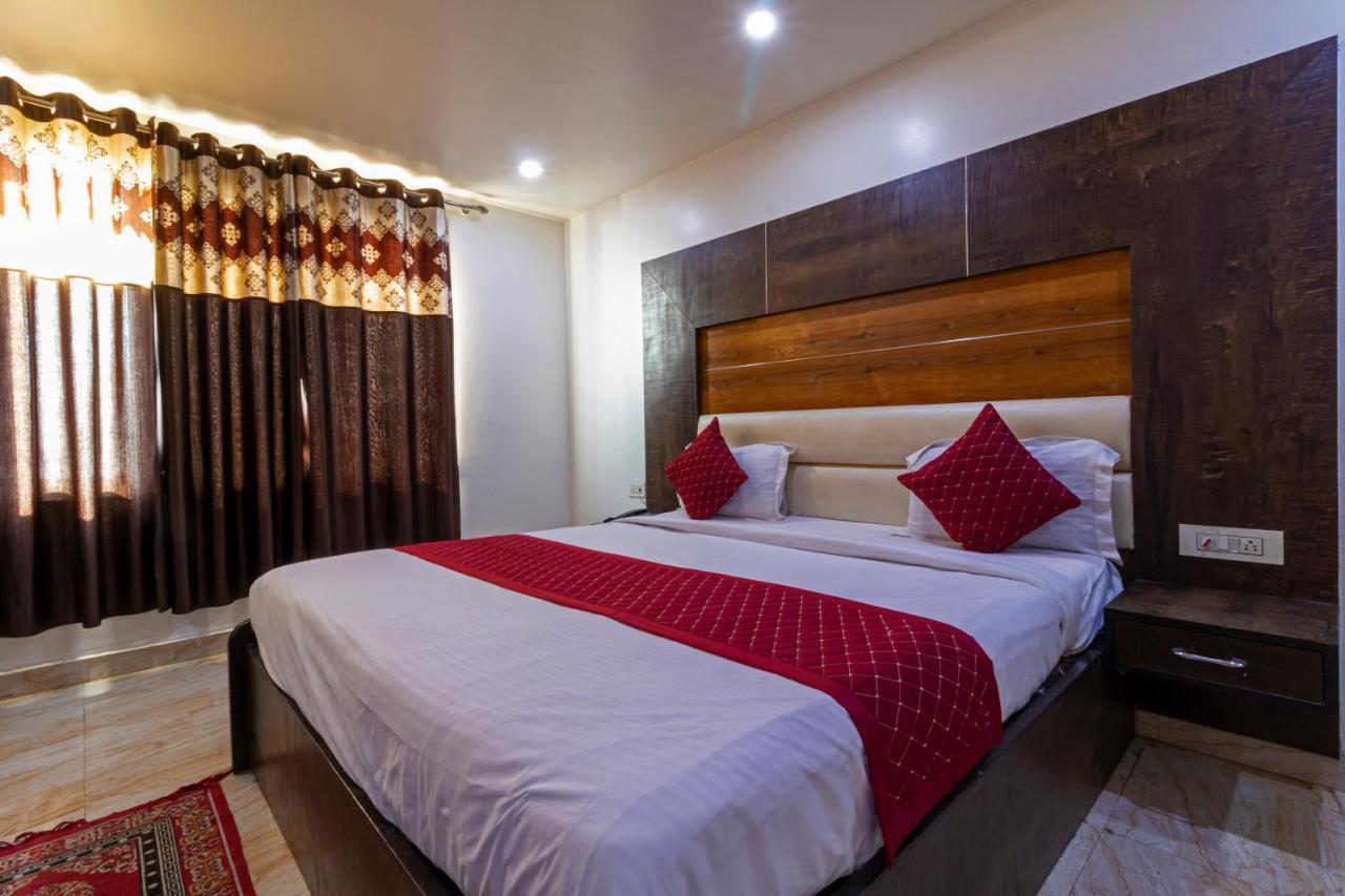 Hotel The Amour Dx Near Igi Airport Delhi New Delhi Buitenkant foto