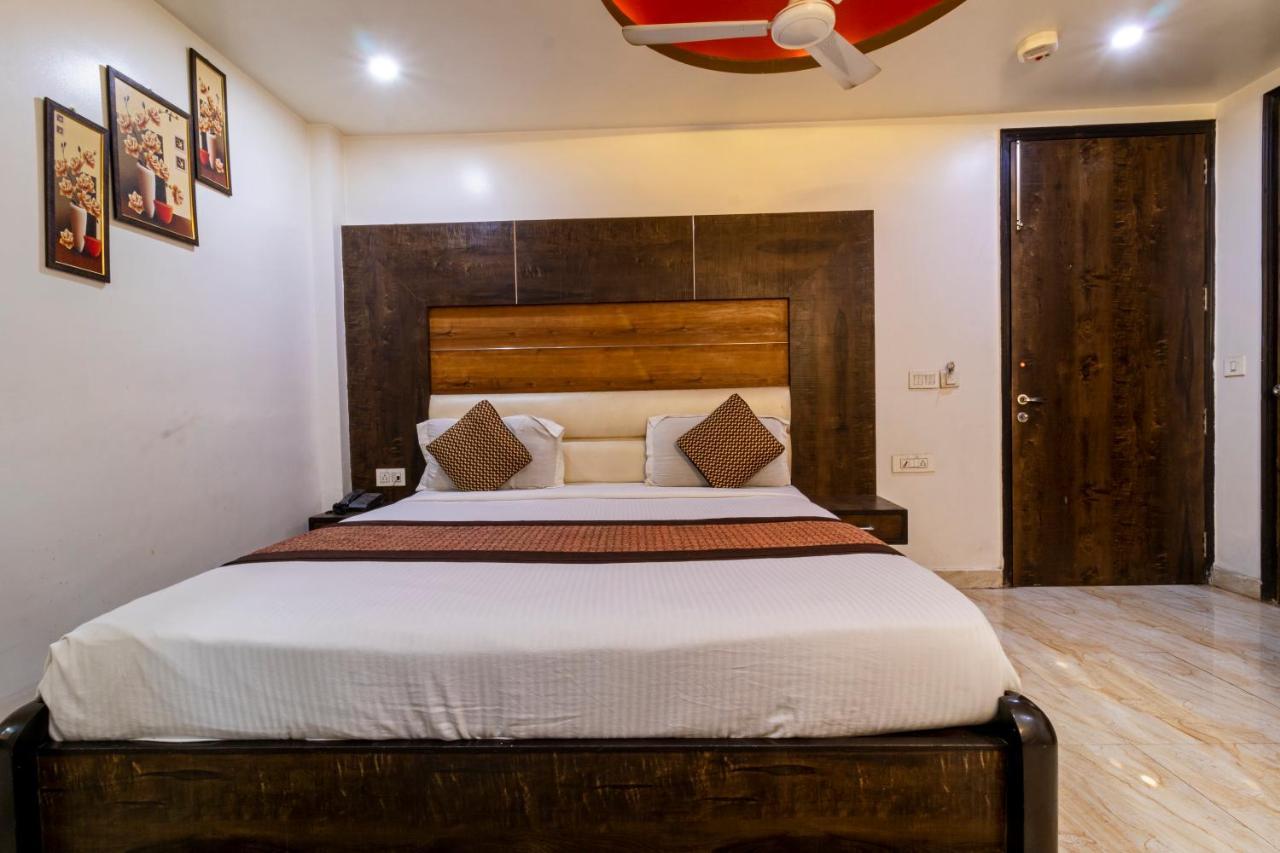 Hotel The Amour Dx Near Igi Airport Delhi New Delhi Buitenkant foto